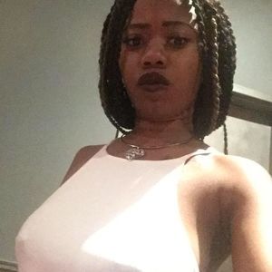 Meet your Posher, Brittney